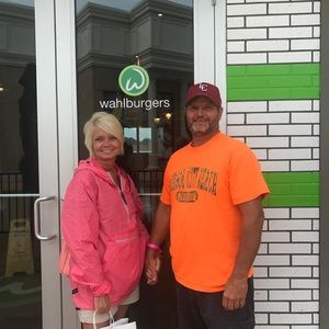 Meet your Posher, Pam